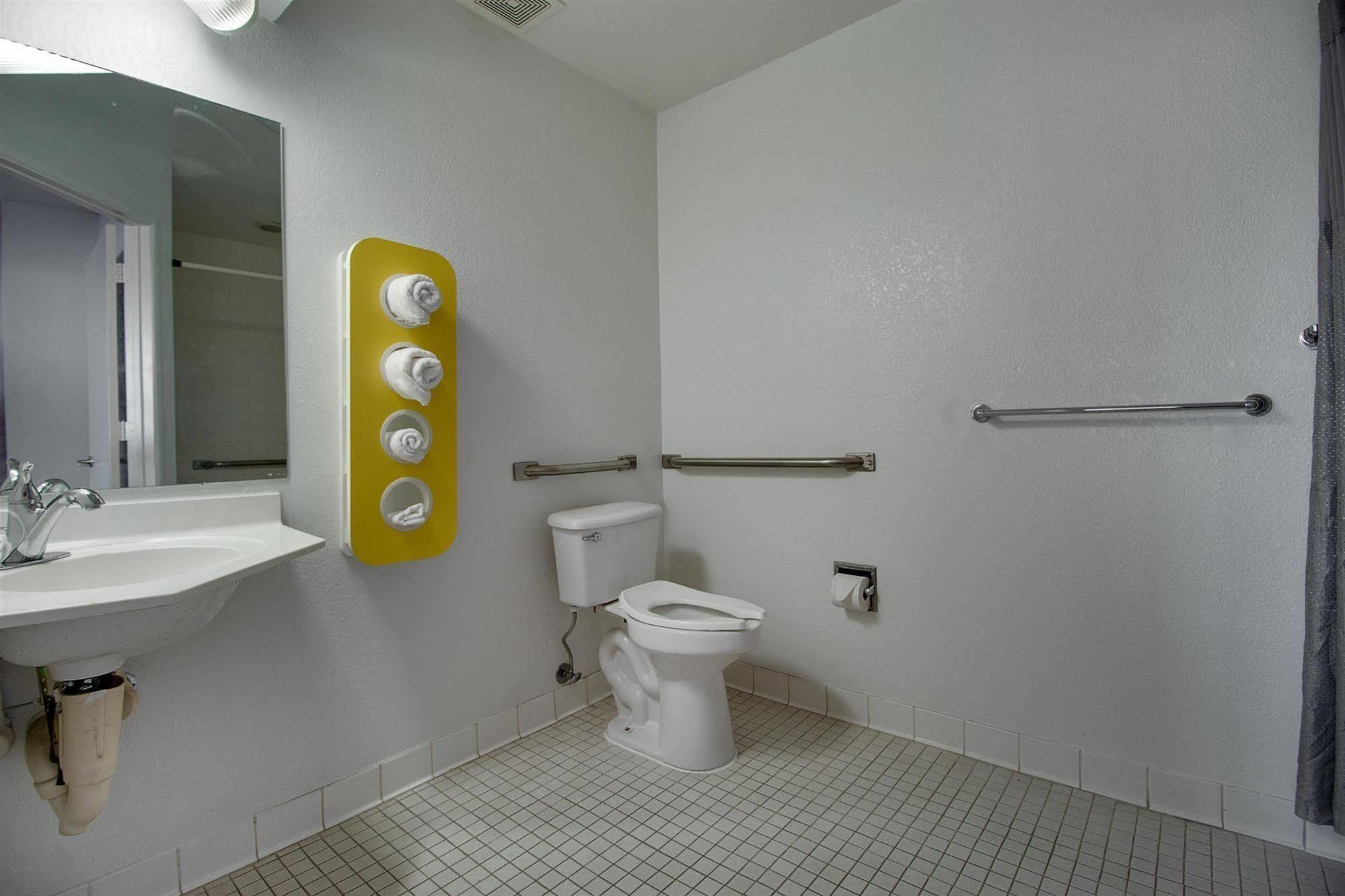 Motel 6-Phoenix, Az - East エクステリア 写真
