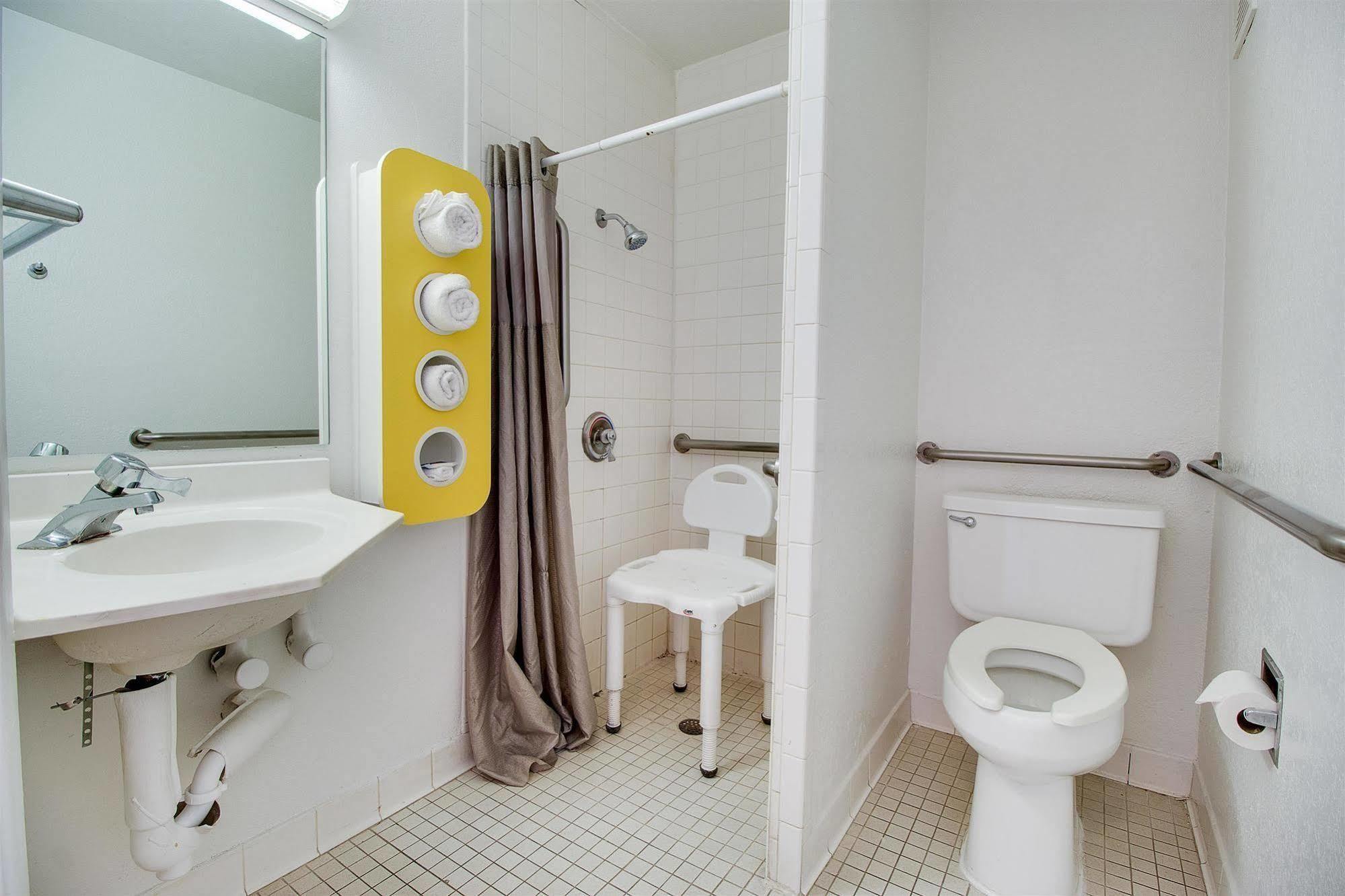 Motel 6-Phoenix, Az - East エクステリア 写真