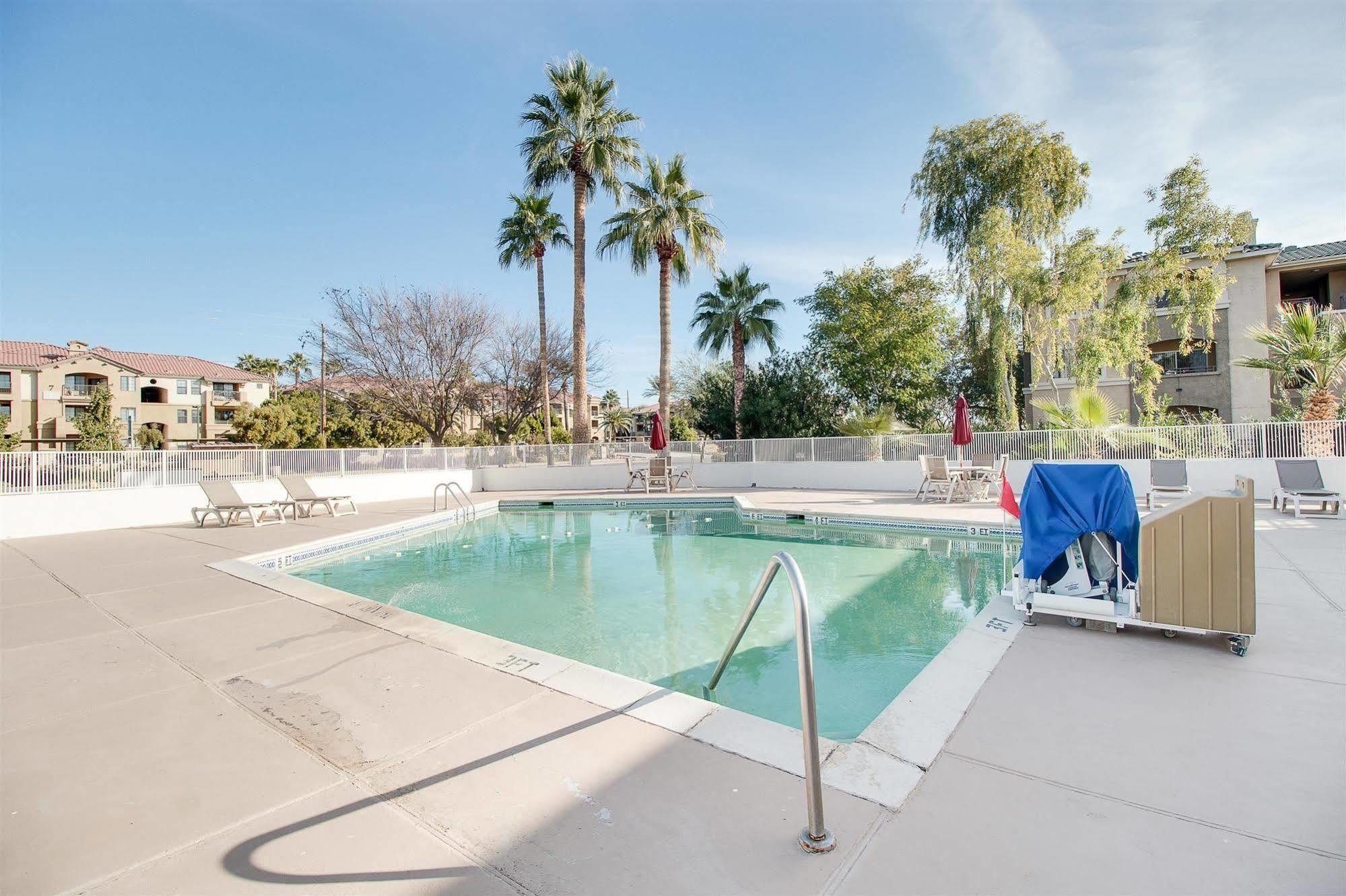 Motel 6-Phoenix, Az - East エクステリア 写真